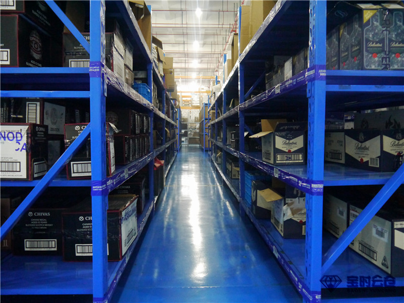 紅酒倉儲揀貨區 紅酒倉儲揀貨區