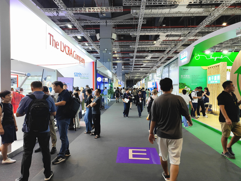 1693359556544906.jpg chic-2.jpg